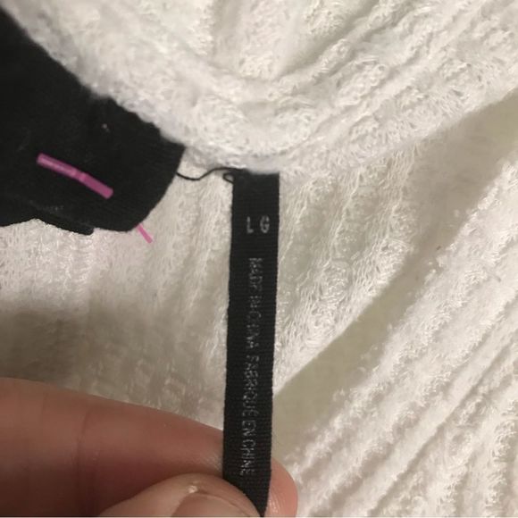 Urban Outfitters White Button-Down Top - Picture 5 of 5